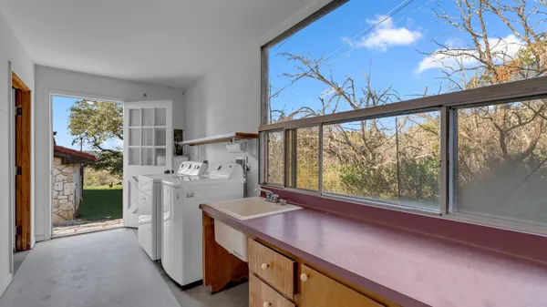 $549,000 | 3008 Vista Lane, Marble Falls, TX 78654