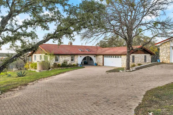 $549,000 | 3008 Vista Lane, Marble Falls, TX 78654