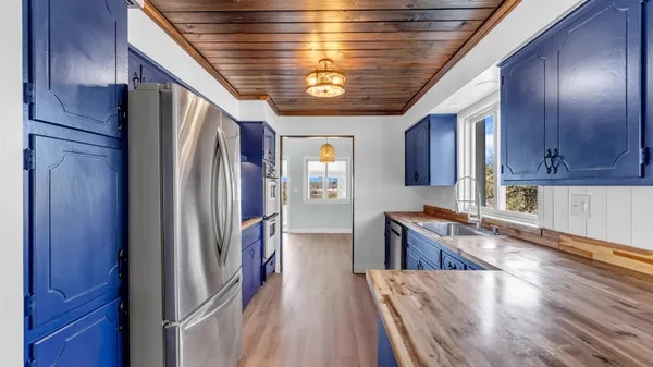 $549,000 | 3008 Vista Lane, Marble Falls, TX 78654