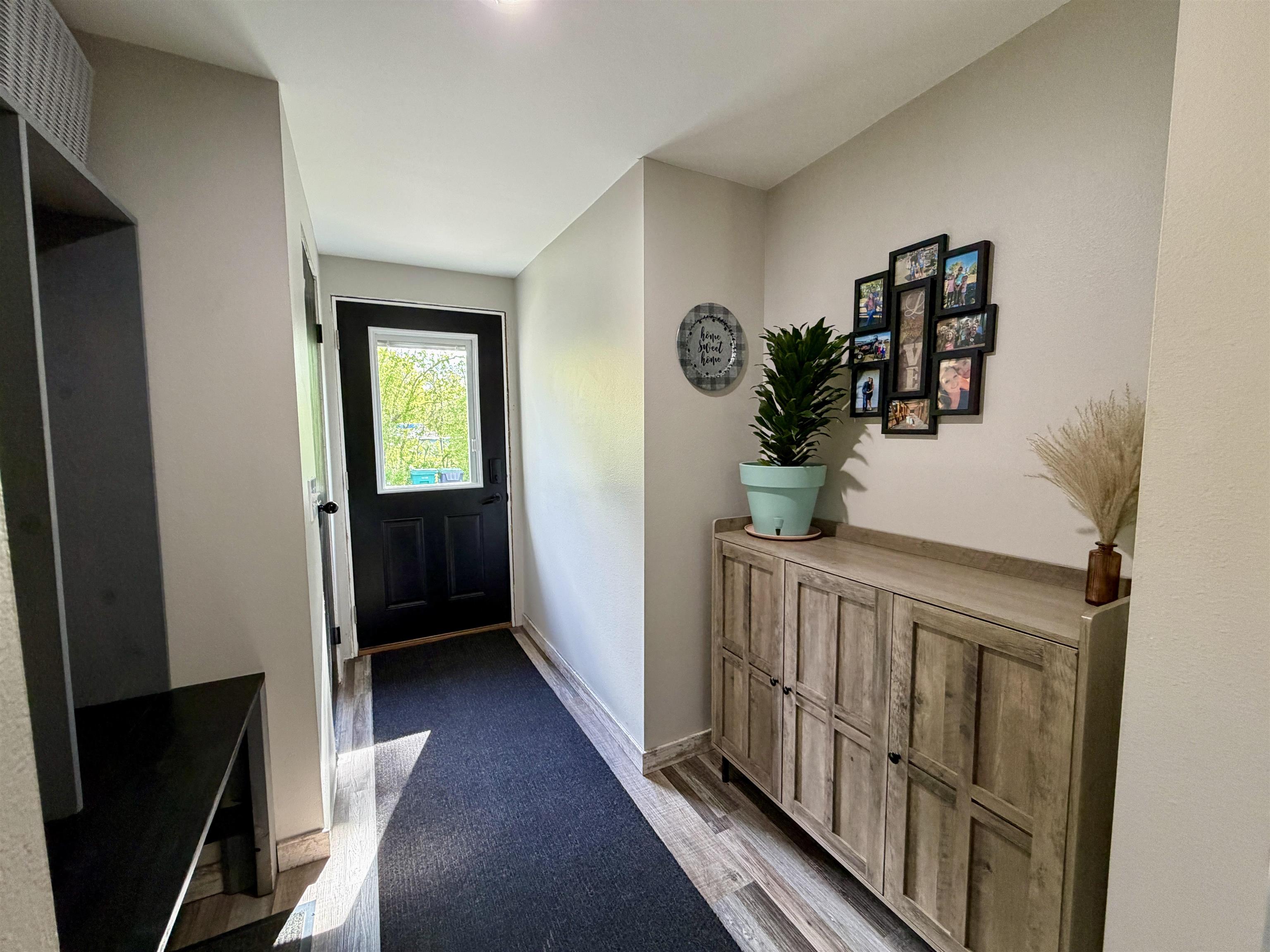 11530 West Brandherm Road Beloit, WI 53511 - Photo 16 of 40