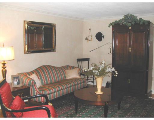 89 Greenwood Road Andover, MA 01810 - Photo 2 of 10 Gallery Image 2