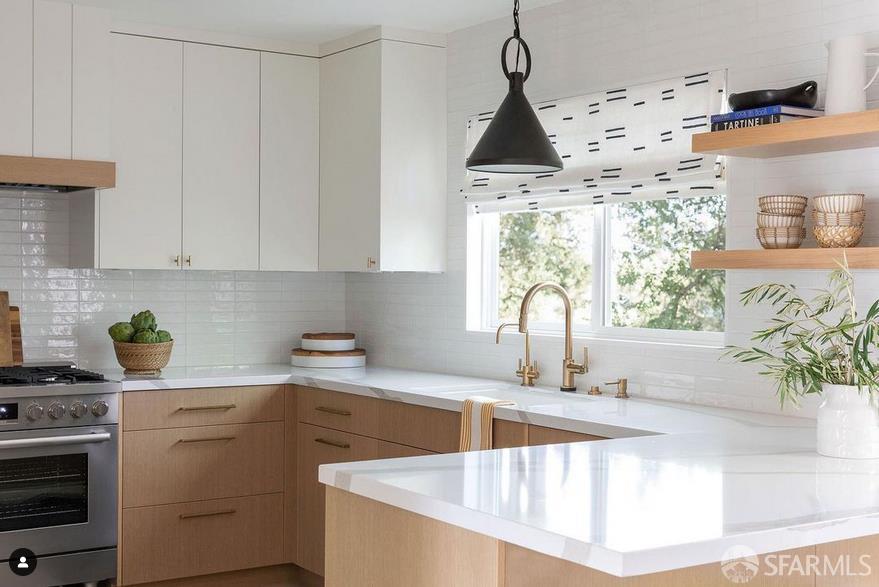 1130 Continentals Way  