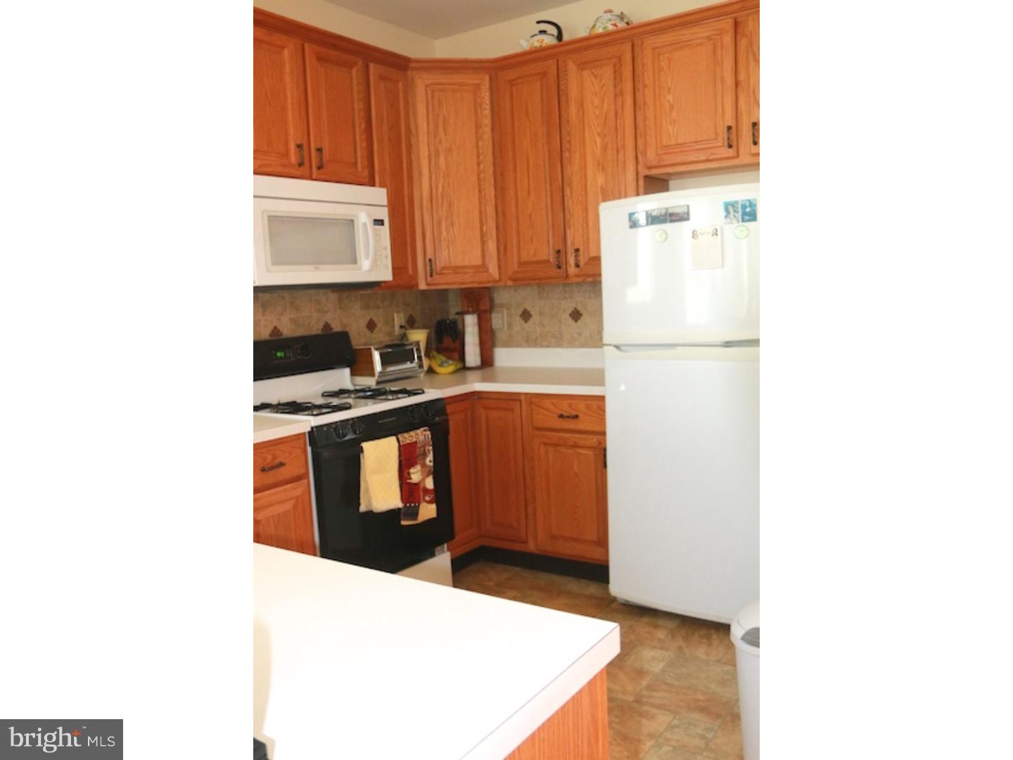 409 Ruth Court Harleysville, PA 19438 - Photo 5 of 21 Kitchen