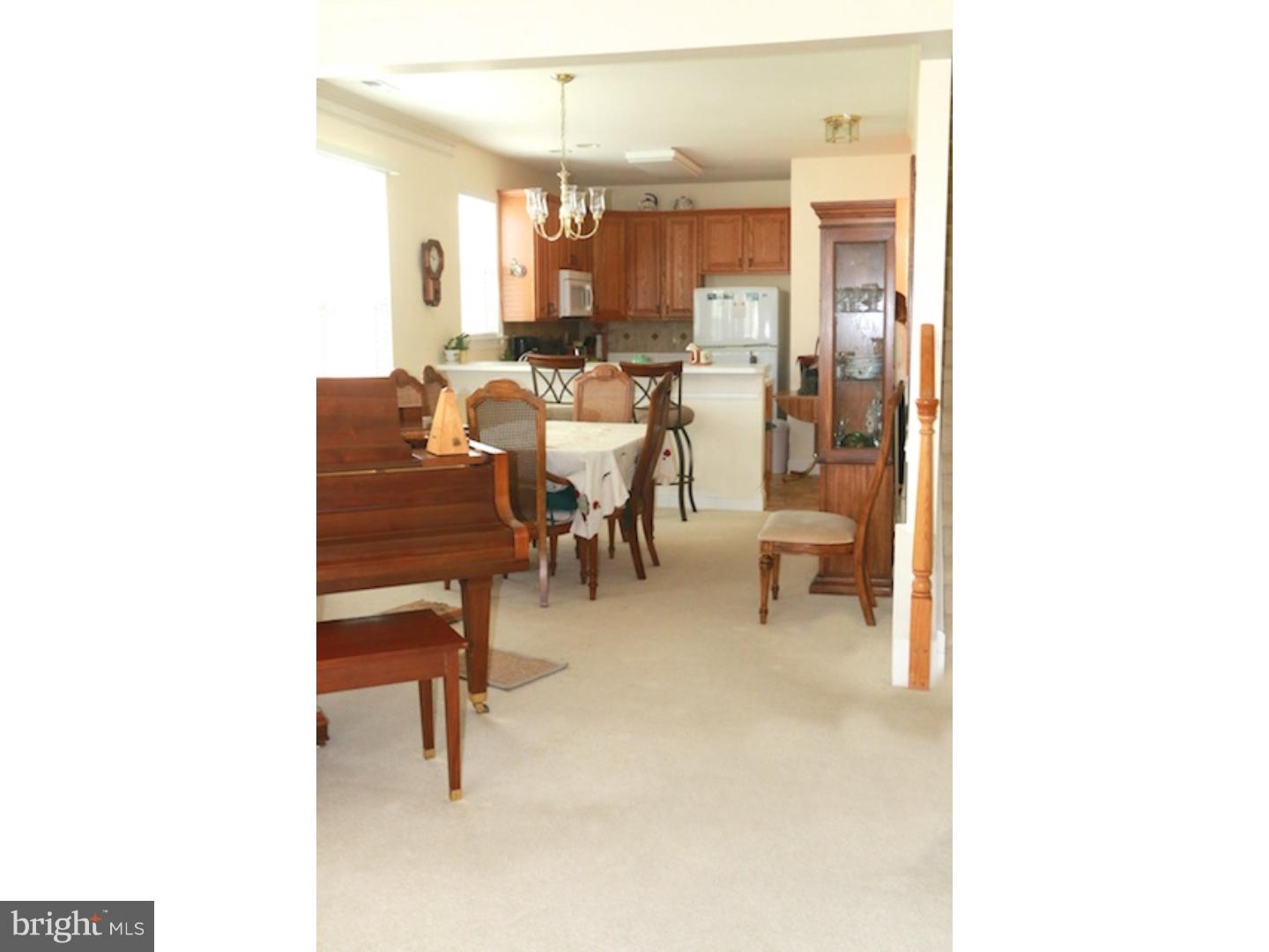 409 Ruth Court Harleysville, PA 19438 - Photo 7 of 21 Living Room