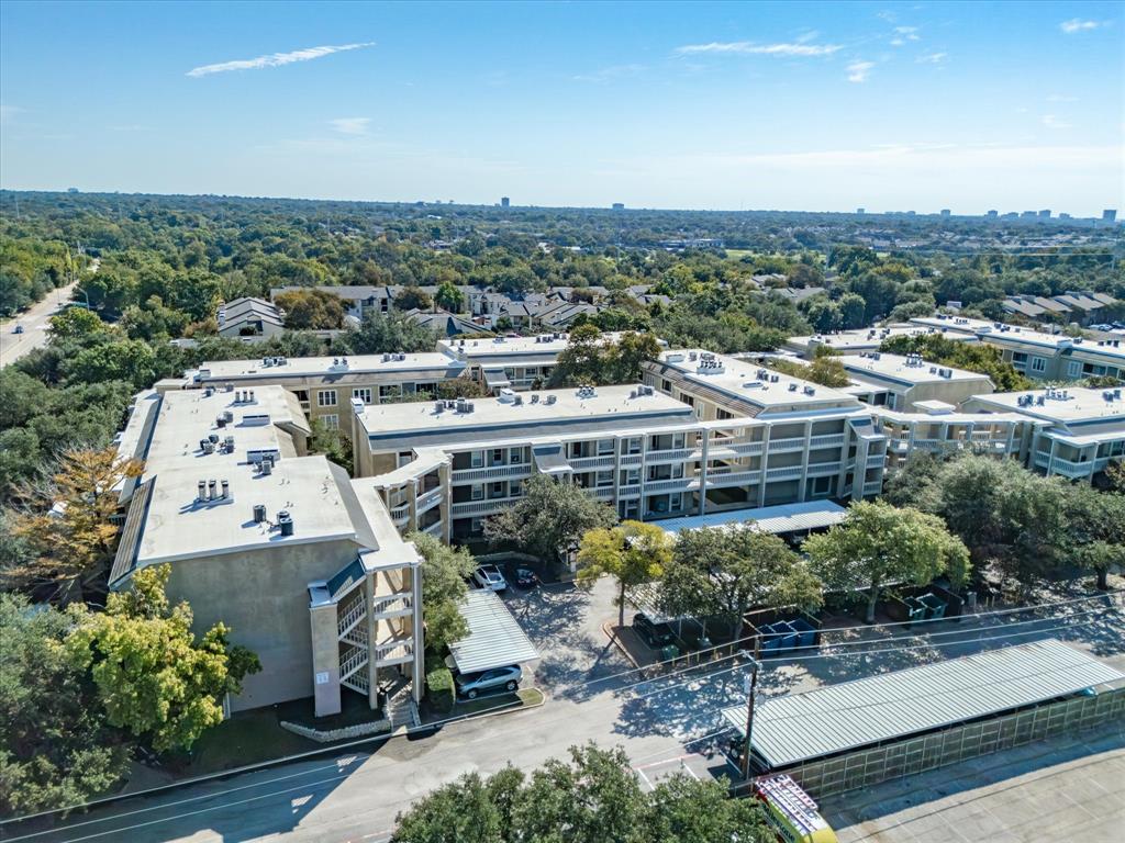 5310 Keller Springs Road, Unit 332 Dallas, TX 75248 - Photo 26 of 39 Bird's eye view