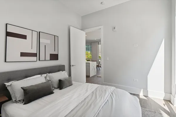 $4,795 | 812 West Adams Street, Unit 604, Chicago, IL 60607