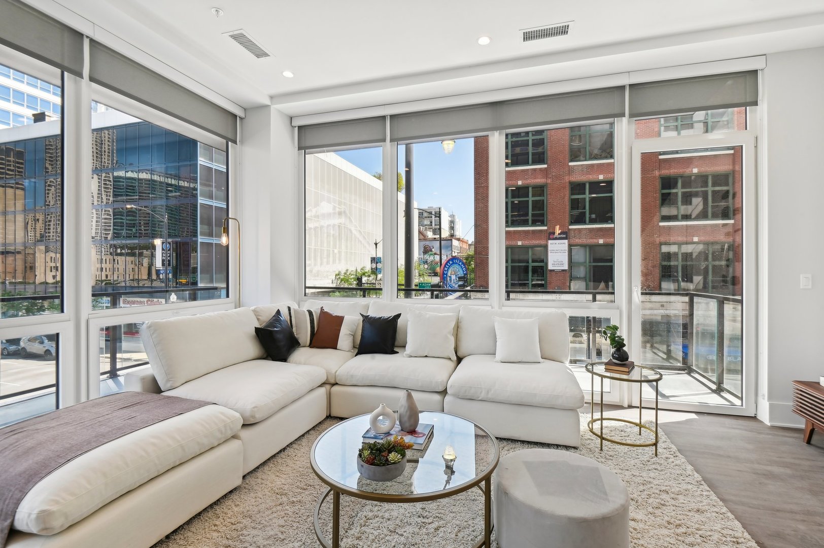 812 West Adams Street, Unit 604 Chicago, IL 60607 - Photo 4 of 31