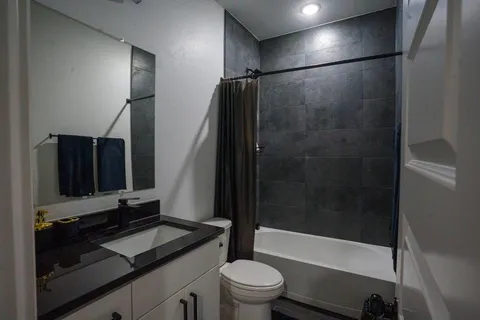$2,500 | 4523 Solar Lane, Dallas, TX 75216