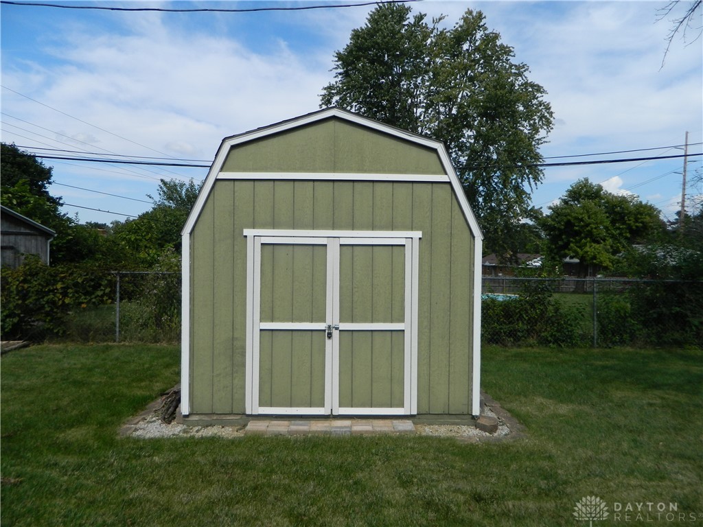 1249 Cloverfield Avenue Kettering, OH 45429 - Photo 33 of 34