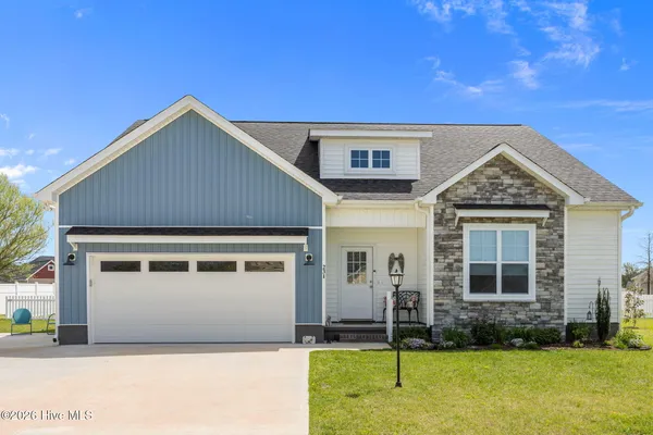 $330,000 | 231 Eureka Avenue, Washington, NC 27889