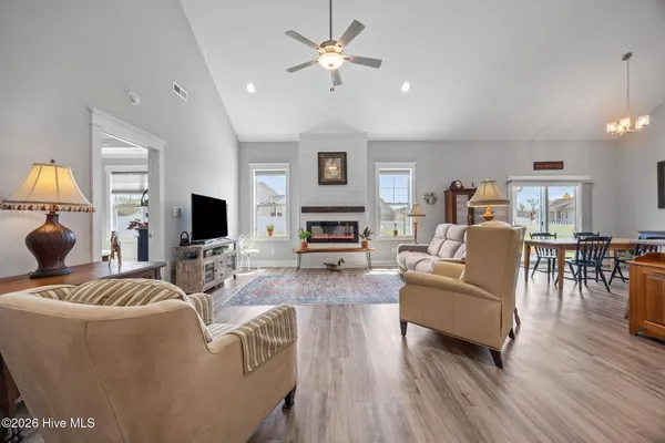 $330,000 | 231 Eureka Avenue, Washington, NC 27889