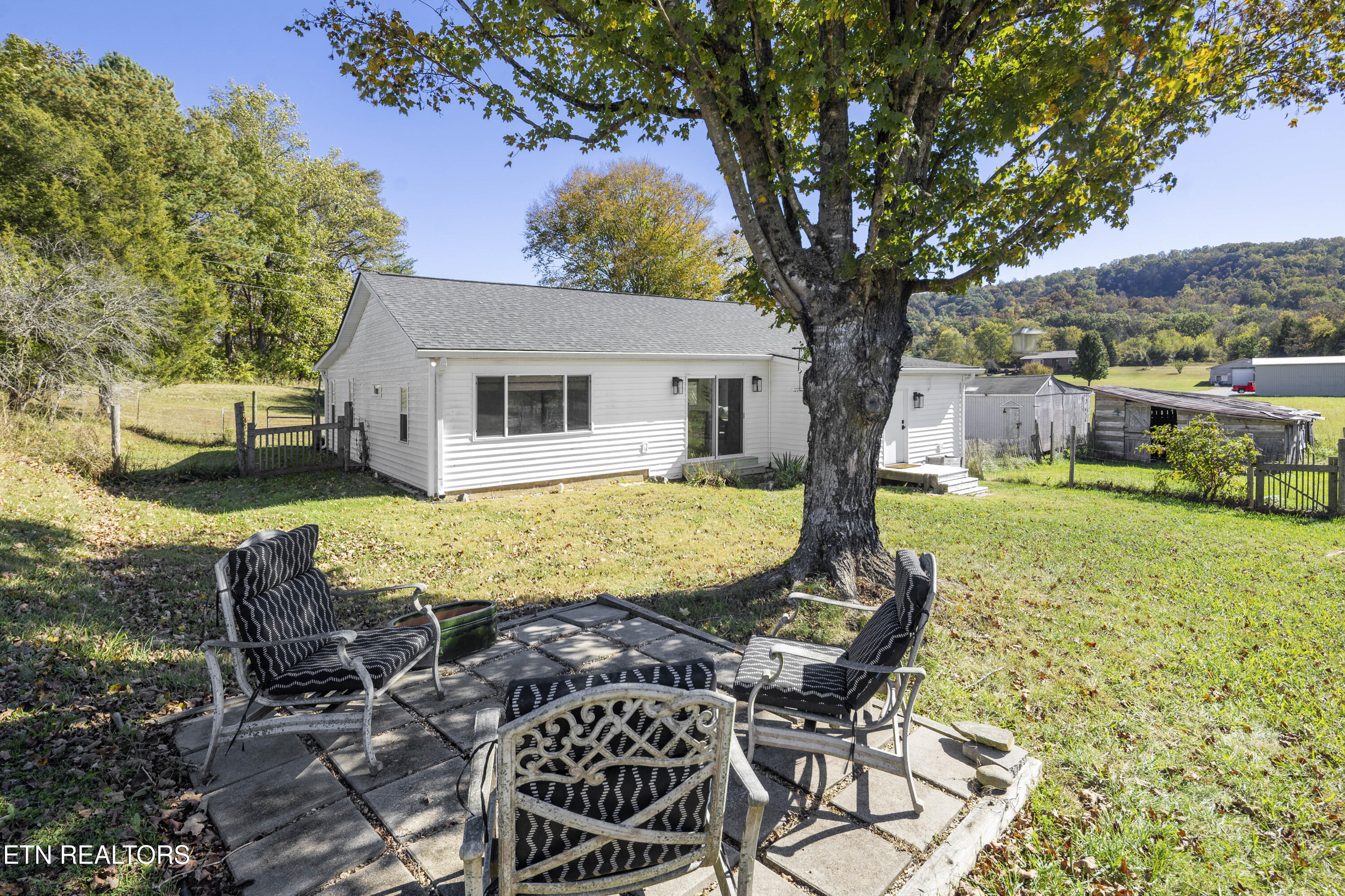 295 Rhodes Road New Market, TN 37820 - Photo 30 of 48 L40A0665