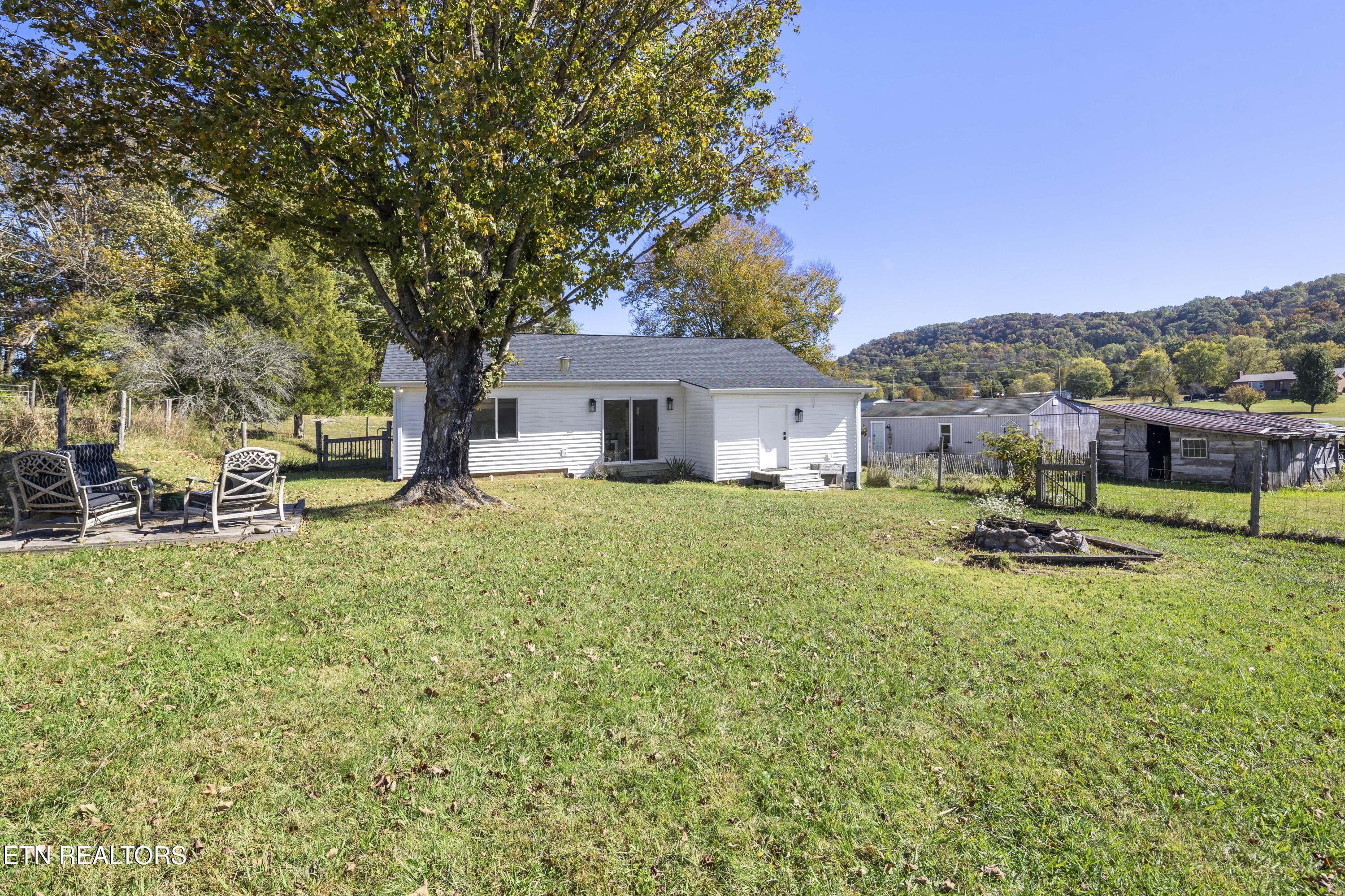 295 Rhodes Road New Market, TN 37820 - Photo 32 of 48 L40A0668