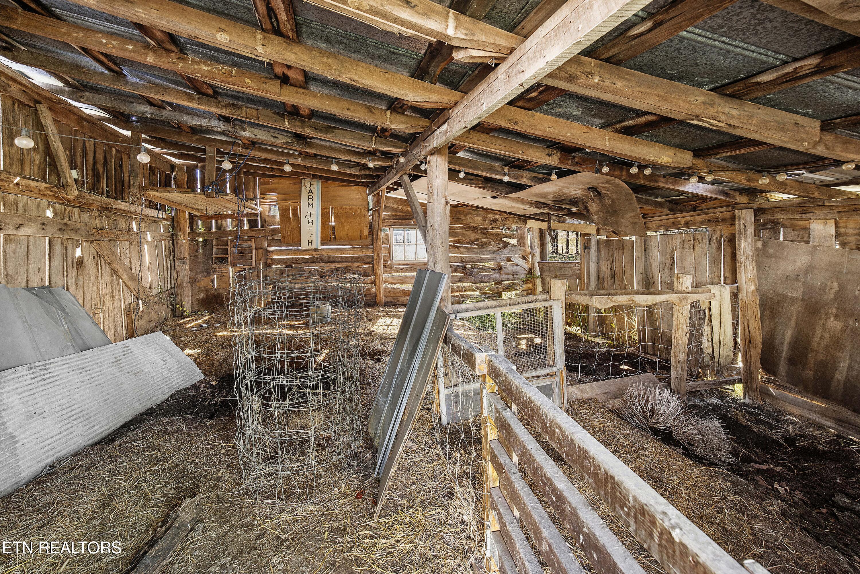 295 Rhodes Road New Market, TN 37820 - Photo 37 of 48 L40A0684