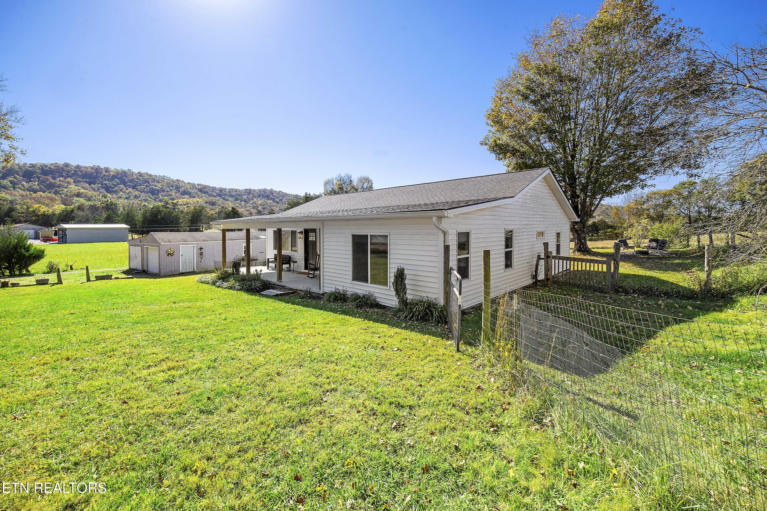 295 Rhodes Road New Market, TN 37820 - Photo 39 of 48 L40A0693