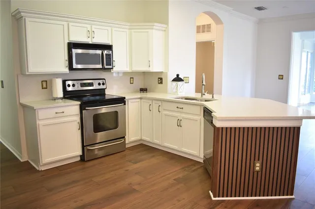 $240,000 | 1159 Jameson Greens Drive, Unit 10, Sun City Center, FL 33573