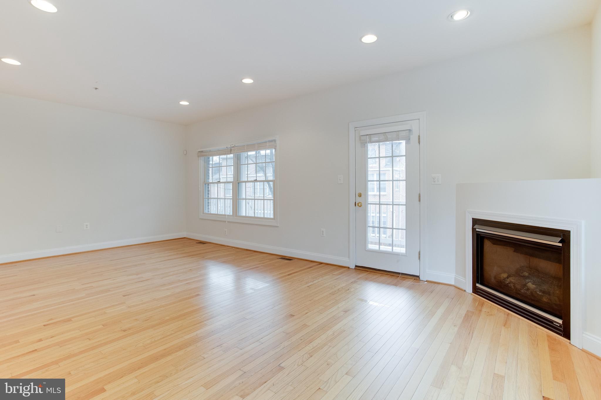 4414 Evans Chapel Road Baltimore, MD 21211 - Photo 14 of 60