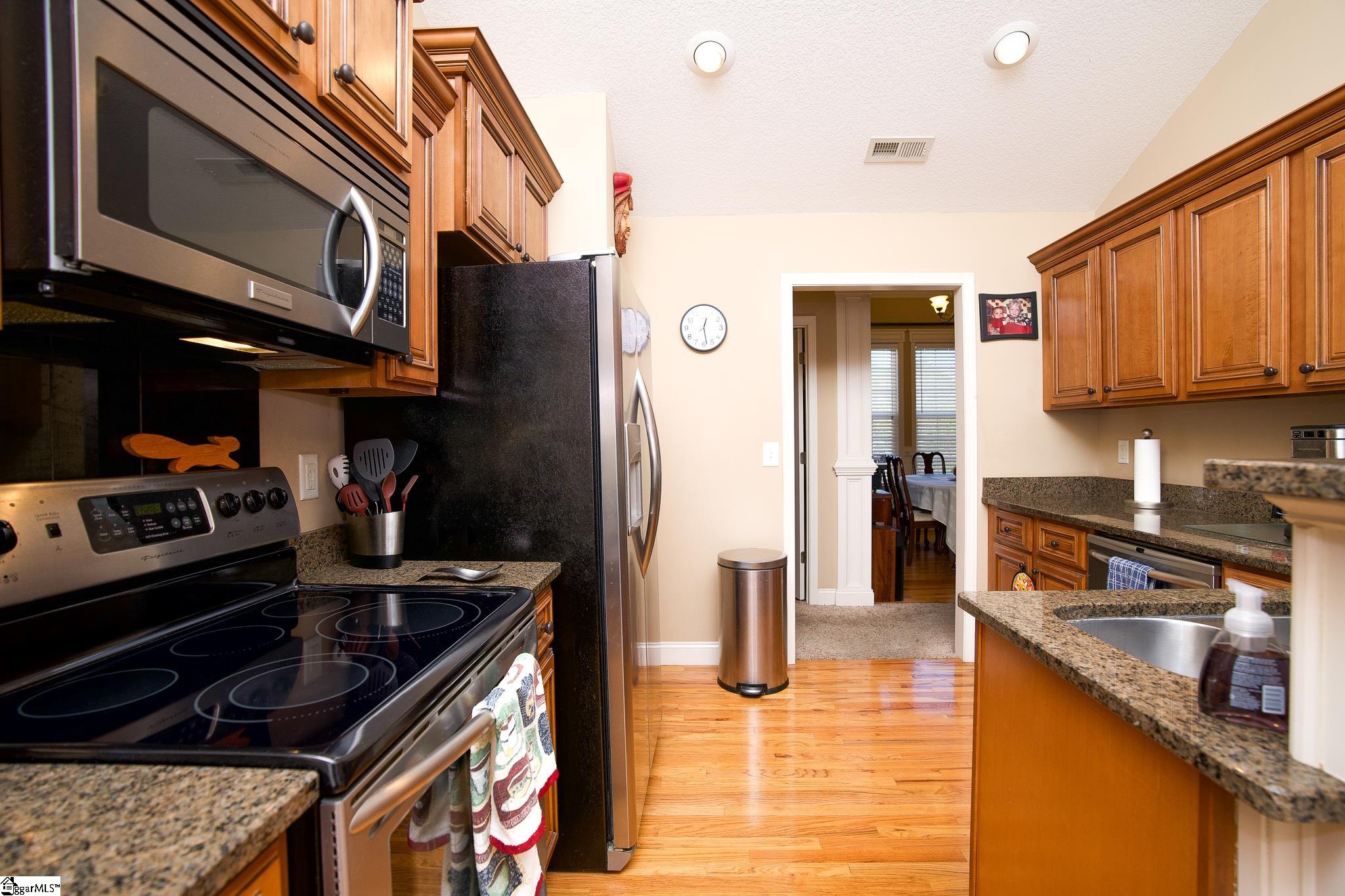 5335 Locust Hill Road Travelers Rest, SC 29690 - Photo 13 of 33