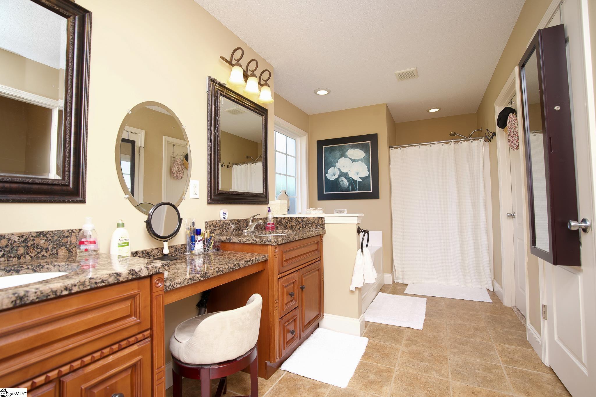 5335 Locust Hill Road Travelers Rest, SC 29690 - Photo 18 of 33