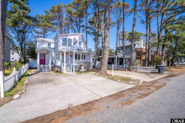 $450,000 | 1002 West Avalon Drive, Kill Devil Hills, NC 27948