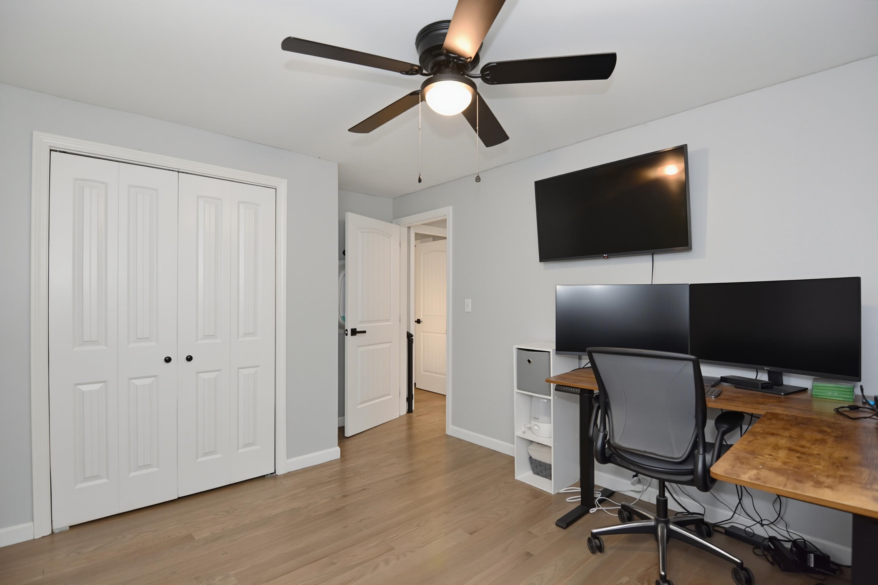 178 Island Pond Road Derry, NH 03038 - Photo 17 of 38 Gallery Image 17