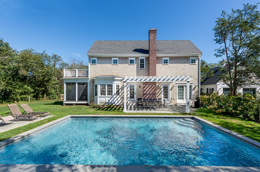 61 Clevelandtown Road Edgartown, MA 02539 - Photo 1 of 43 a front view of a house with a yard