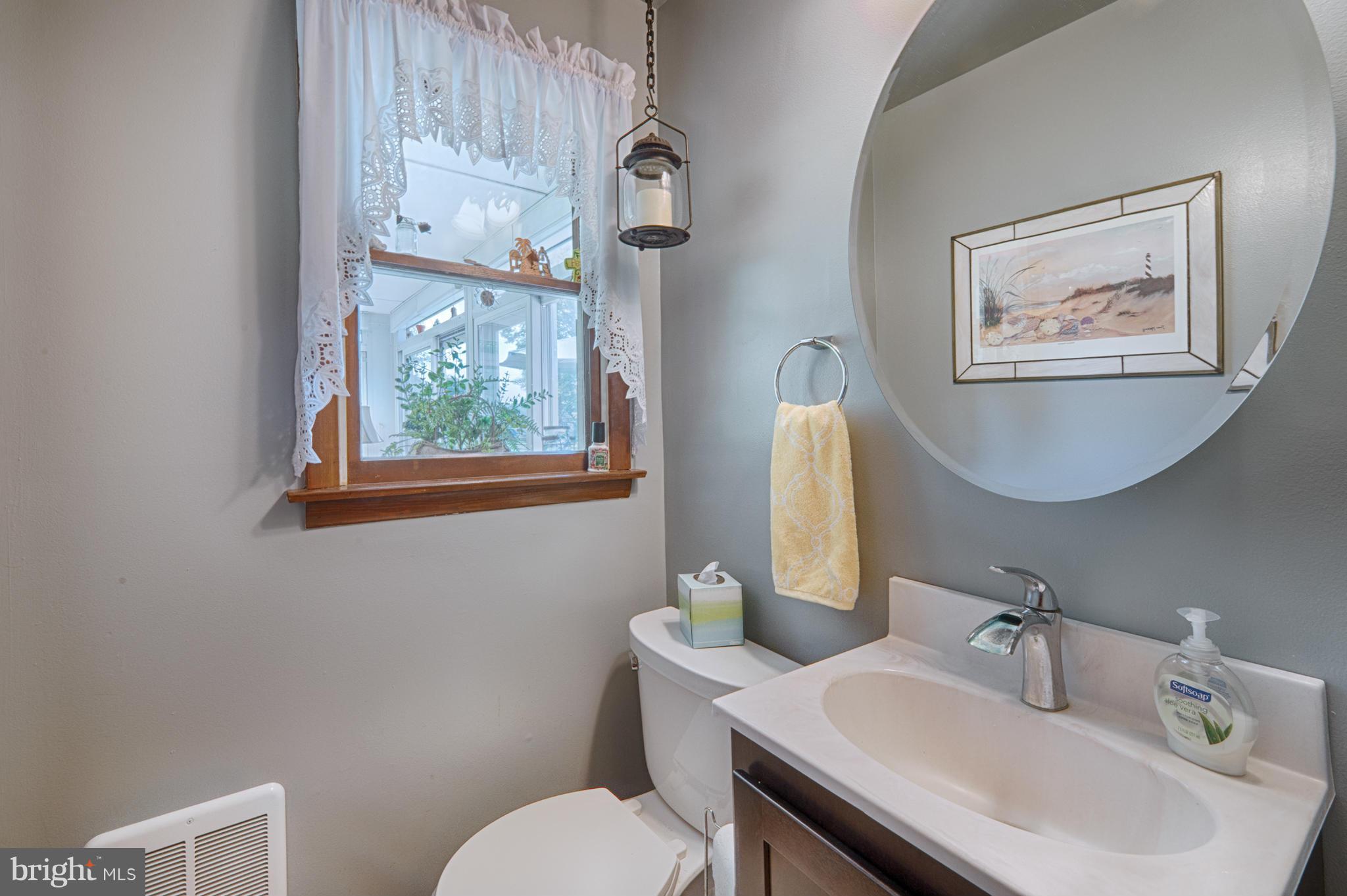 1105 Peachtree Road Fallston, MD 21047 - Photo 16 of 29 Bath
