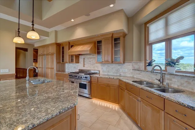 $3,100,000 | S10970 Butternut Road, Spring Green, WI 53588