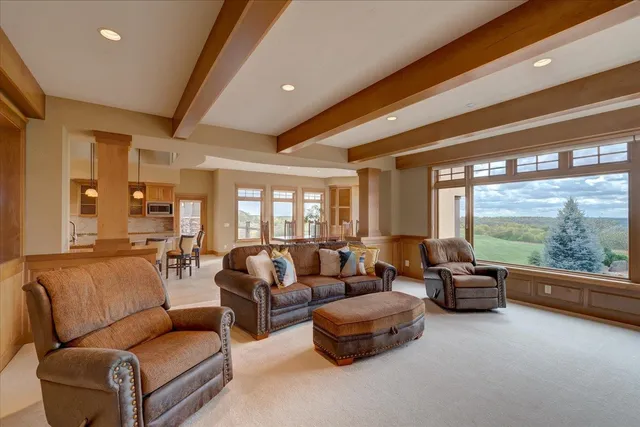 $3,100,000 | S10970 Butternut Road, Spring Green, WI 53588