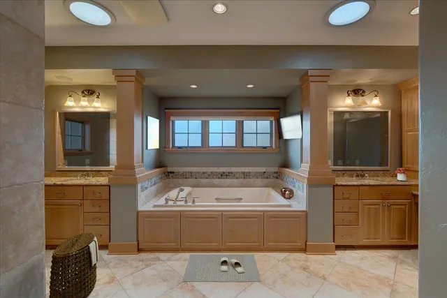 $3,100,000 | S10970 Butternut Road, Spring Green, WI 53588