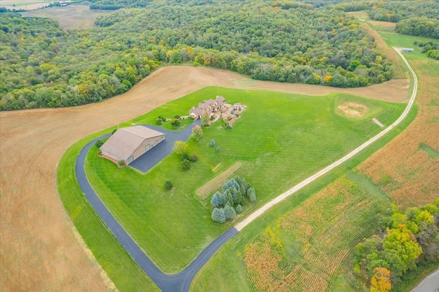 $3,100,000 | S10970 Butternut Road, Spring Green, WI 53588