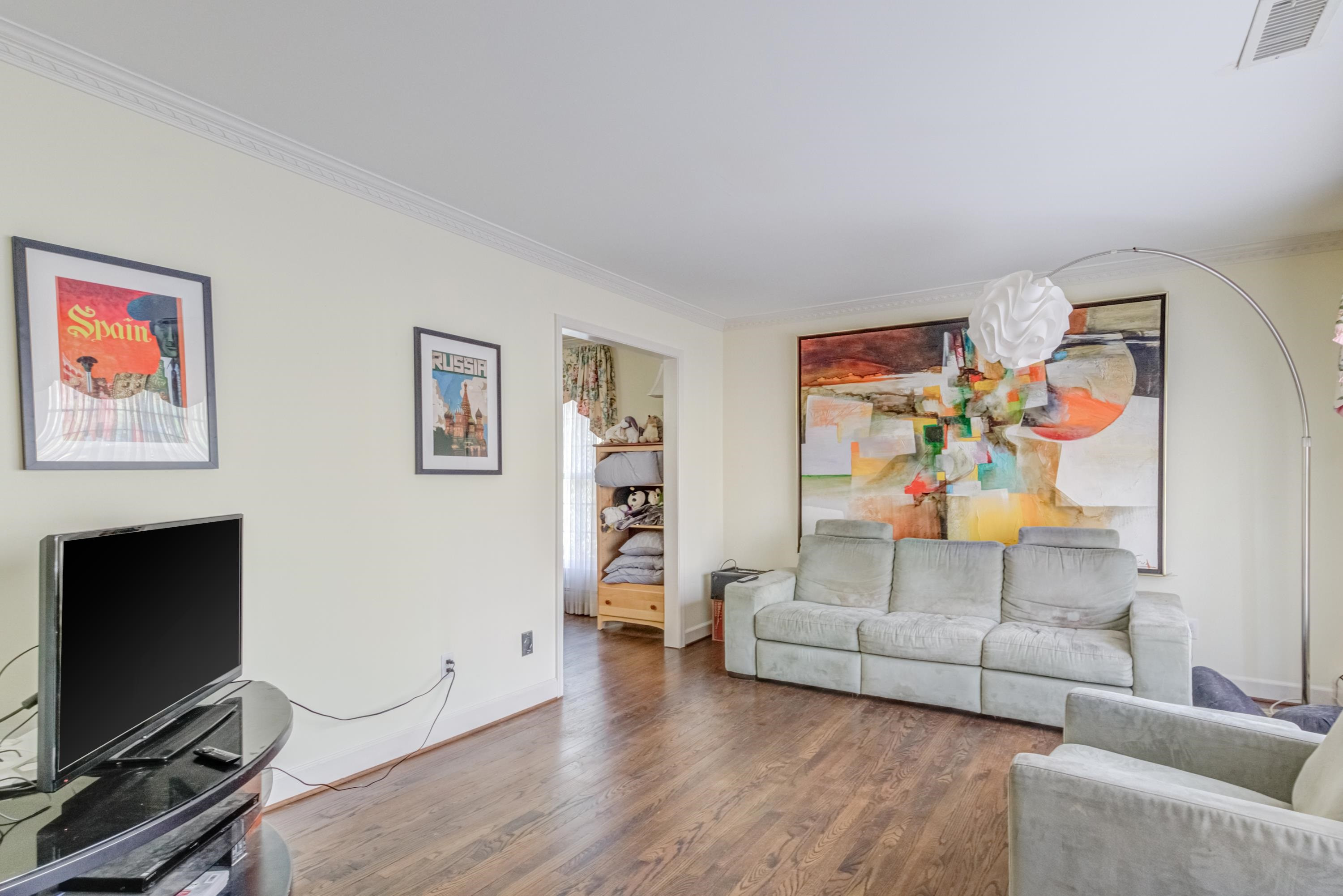 1508 Medfield Road Raleigh, NC 27607 - Photo 9 of 19 Photo 9