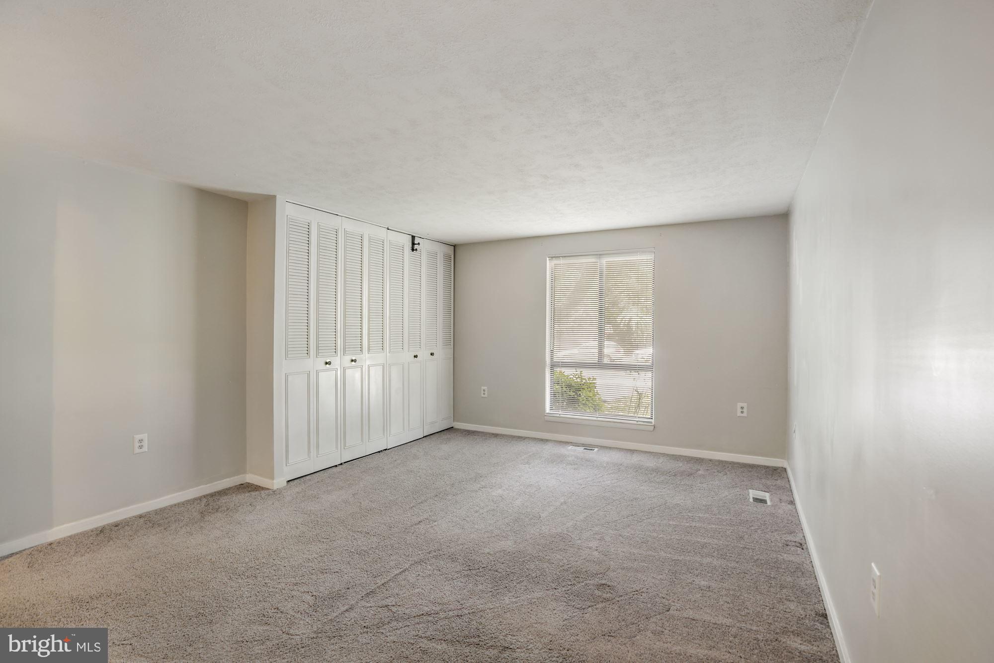 2233 Sanibel Drive Reston, VA 20191 - Photo 15 of 34 Master bedroom