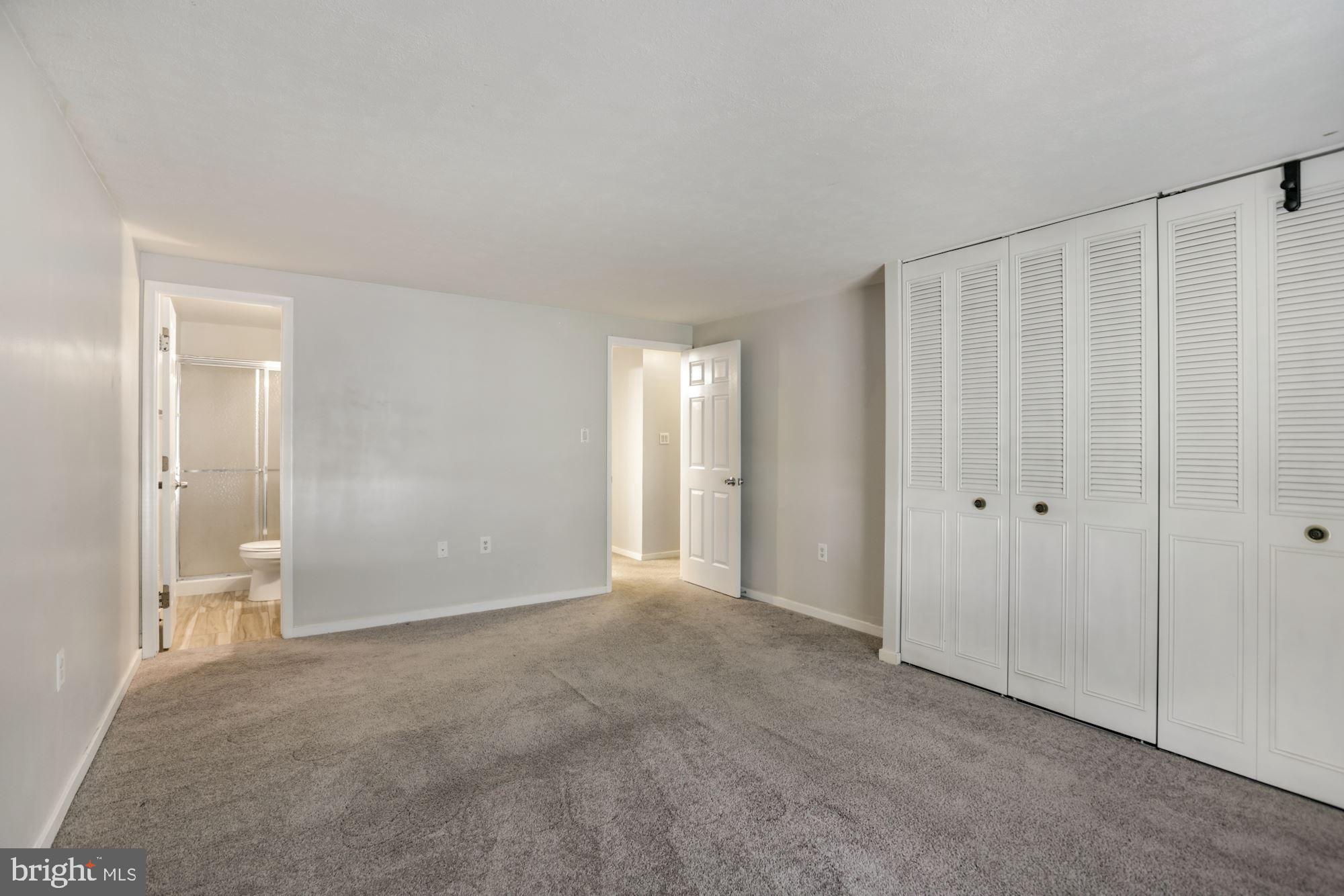 2233 Sanibel Drive Reston, VA 20191 - Photo 16 of 34 Master bedroom