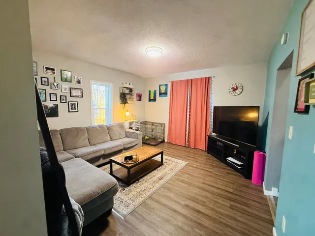 $159,900 | 421 17th Avenue North, St. Cloud, MN 56303