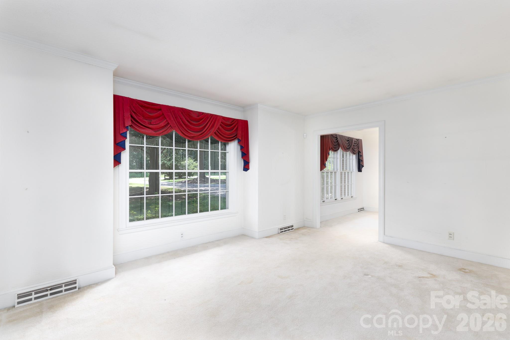 829 Rawlinson Road Rock Hill, SC 29732 - Photo 5 of 29