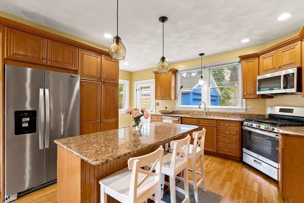 9 Sheridan Road Swampscott, MA 01907 - Photo 15 of 41