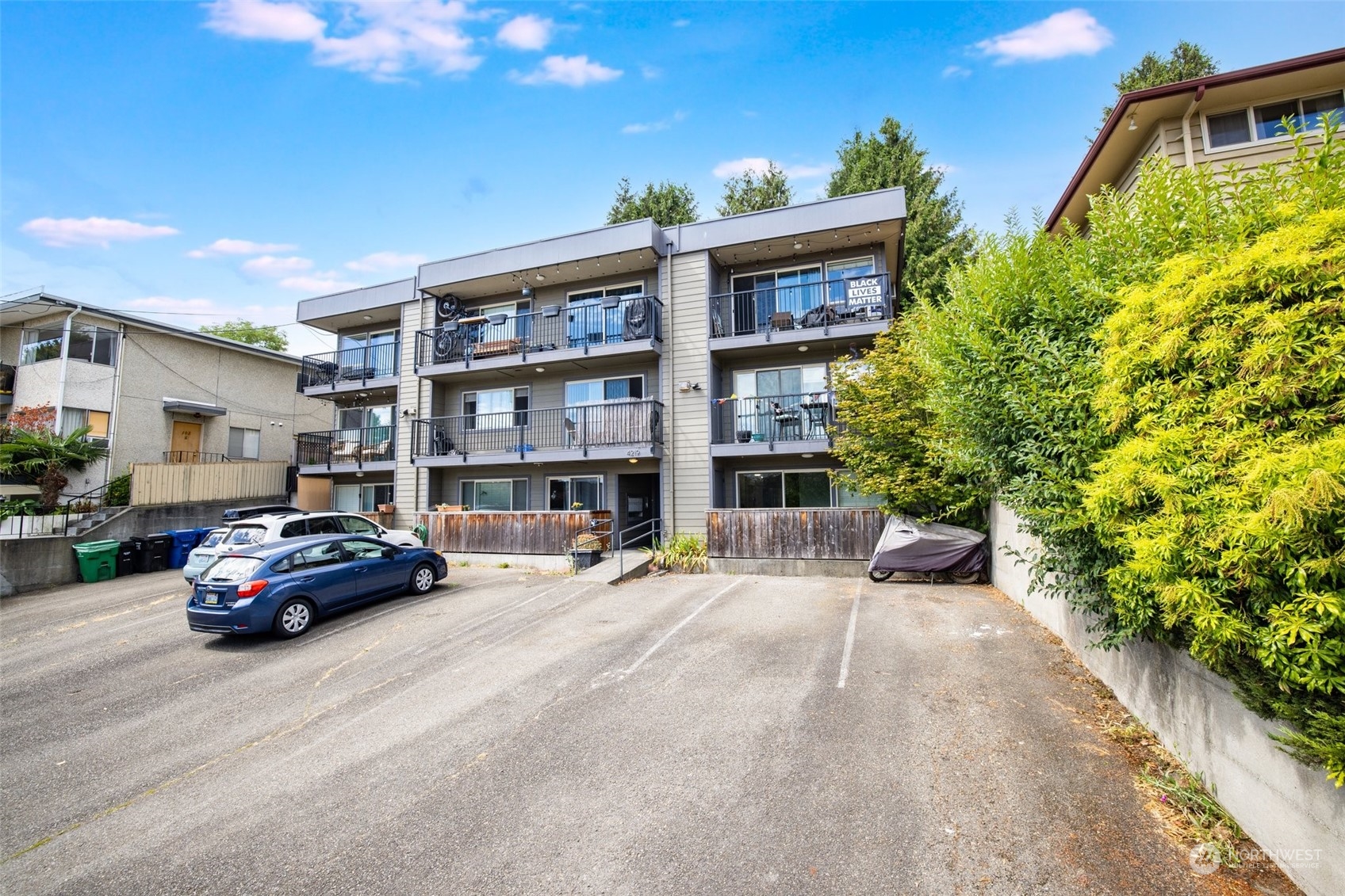 4219 Whitman Avenue North, Unit 2 Seattle, WA 98103 - Photo 14 of 14