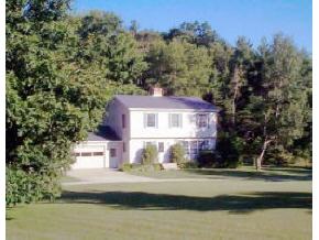 44 Middle Road Shaftsbury, VT 05262 - Photo 1 of 1 Gallery Image 1