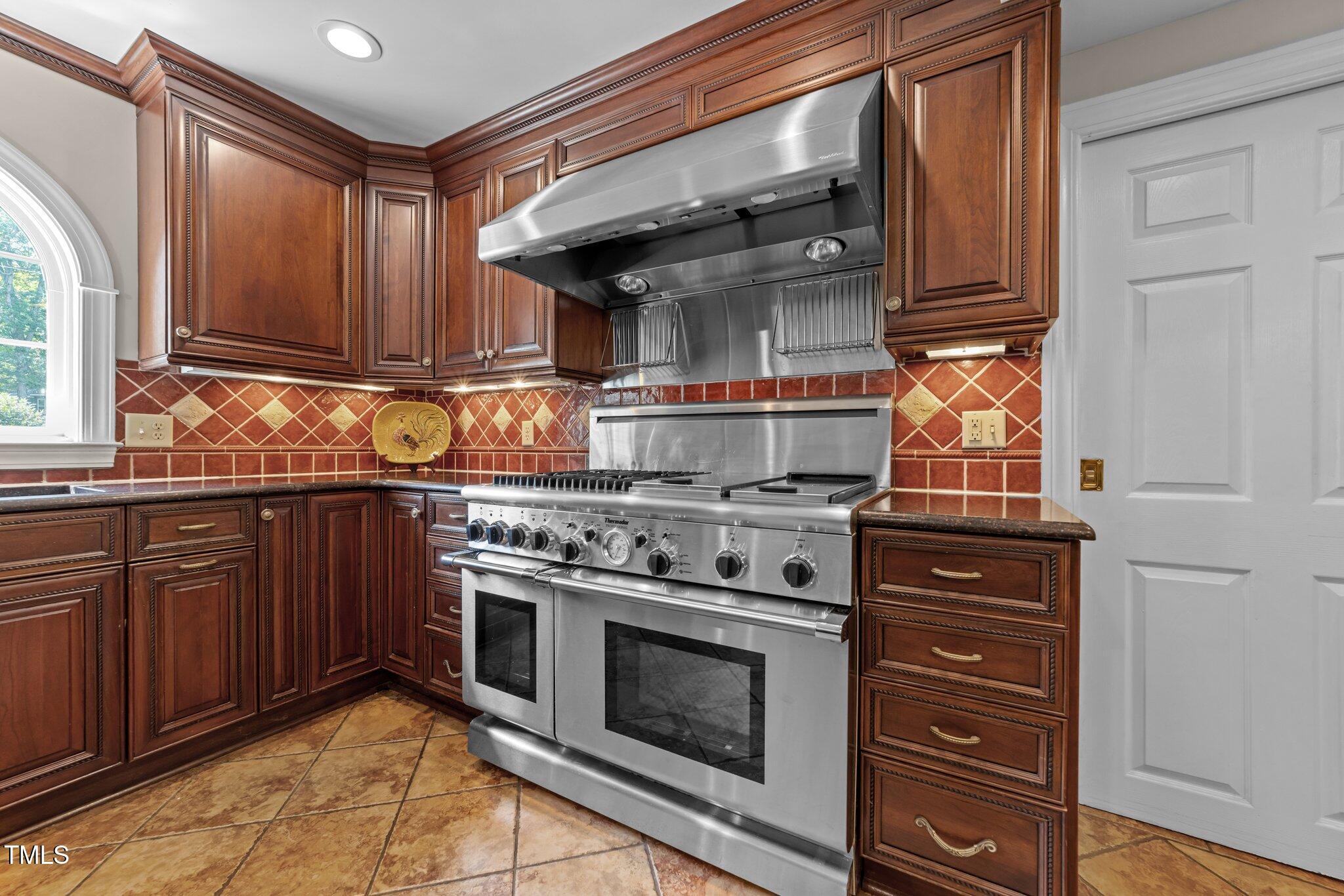 8808 Colesbury Drive Raleigh, NC 27615 - Photo 7 of 28 6-web-or-mls-3D5A2535