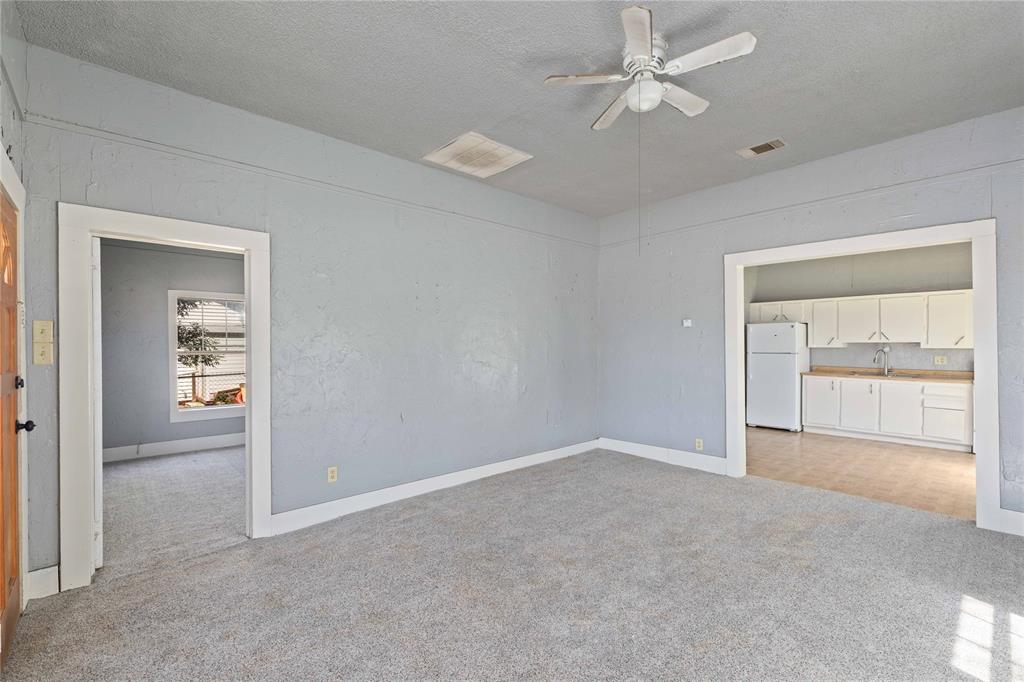 102 Fitzgerald Street Bangs, TX 76823 - Photo 8 of 24