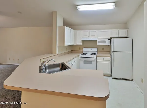 $1,198 | 13810 Sutton Park Drive North, Unit 135, Jacksonville, FL 32224
