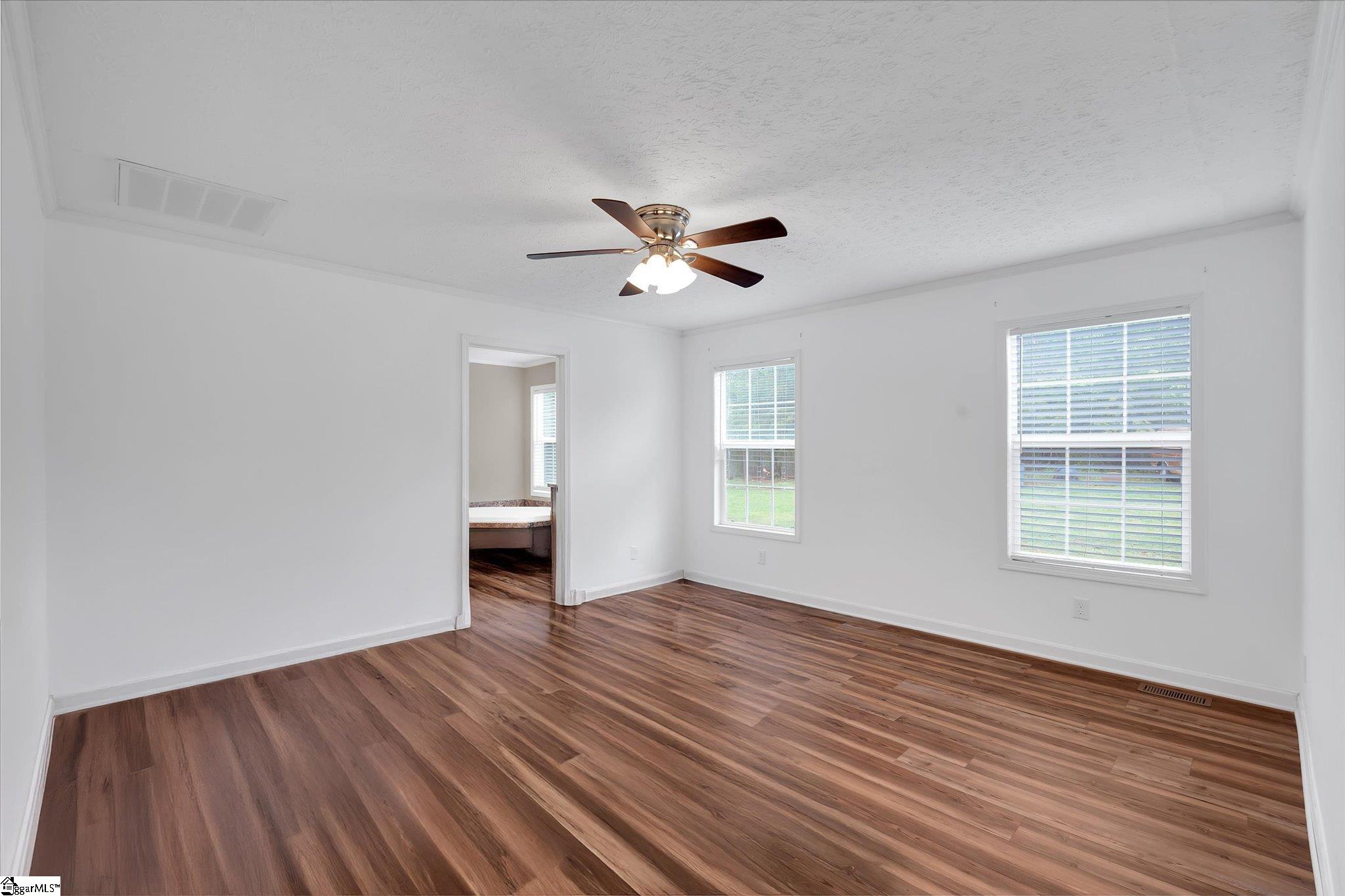 228 Moore Road Liberty, SC 29657 - Photo 15 of 33