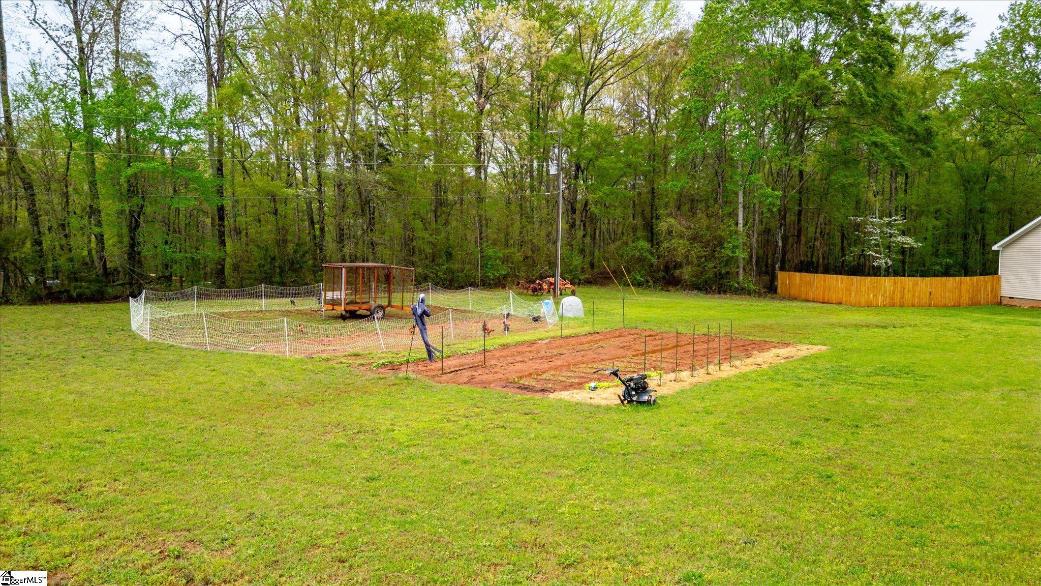 228 Moore Road Liberty, SC 29657 - Photo 4 of 33