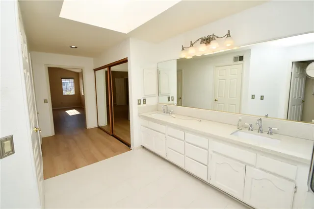 $1,380,000 | 2119 Shelburne Way, Torrance, CA 90503