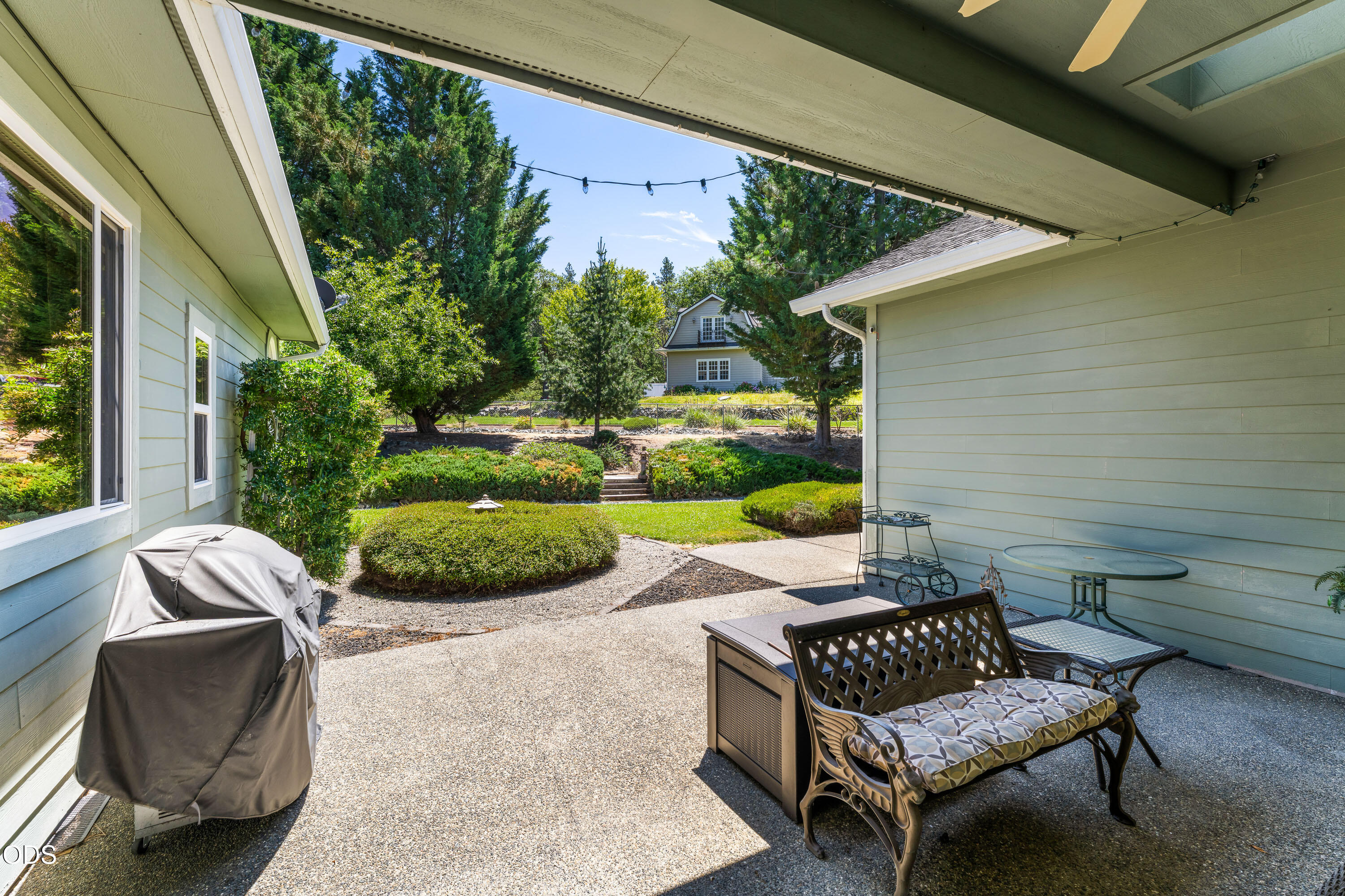 155 Kingsgate Way Grants Pass, OR 97527 - Photo 42 of 53