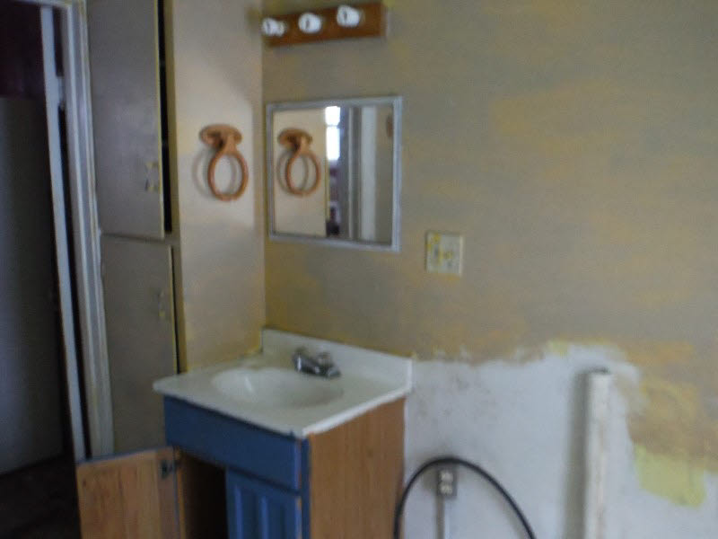 330 West 2nd Street Pinconning, MI 48650 - Photo 6 of 20