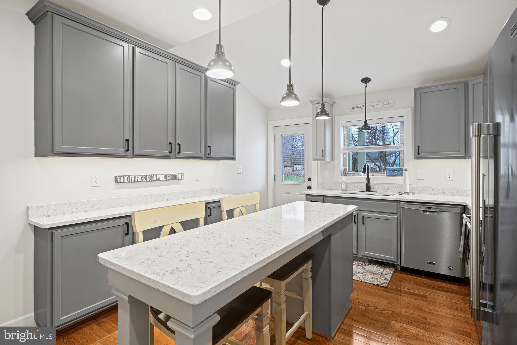 2174 Springdale Road Pasadena, MD 21122 - Photo 10 of 27 Gallery Image 10