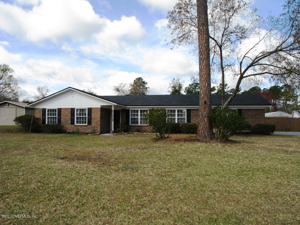 524955-4782 Pinegate