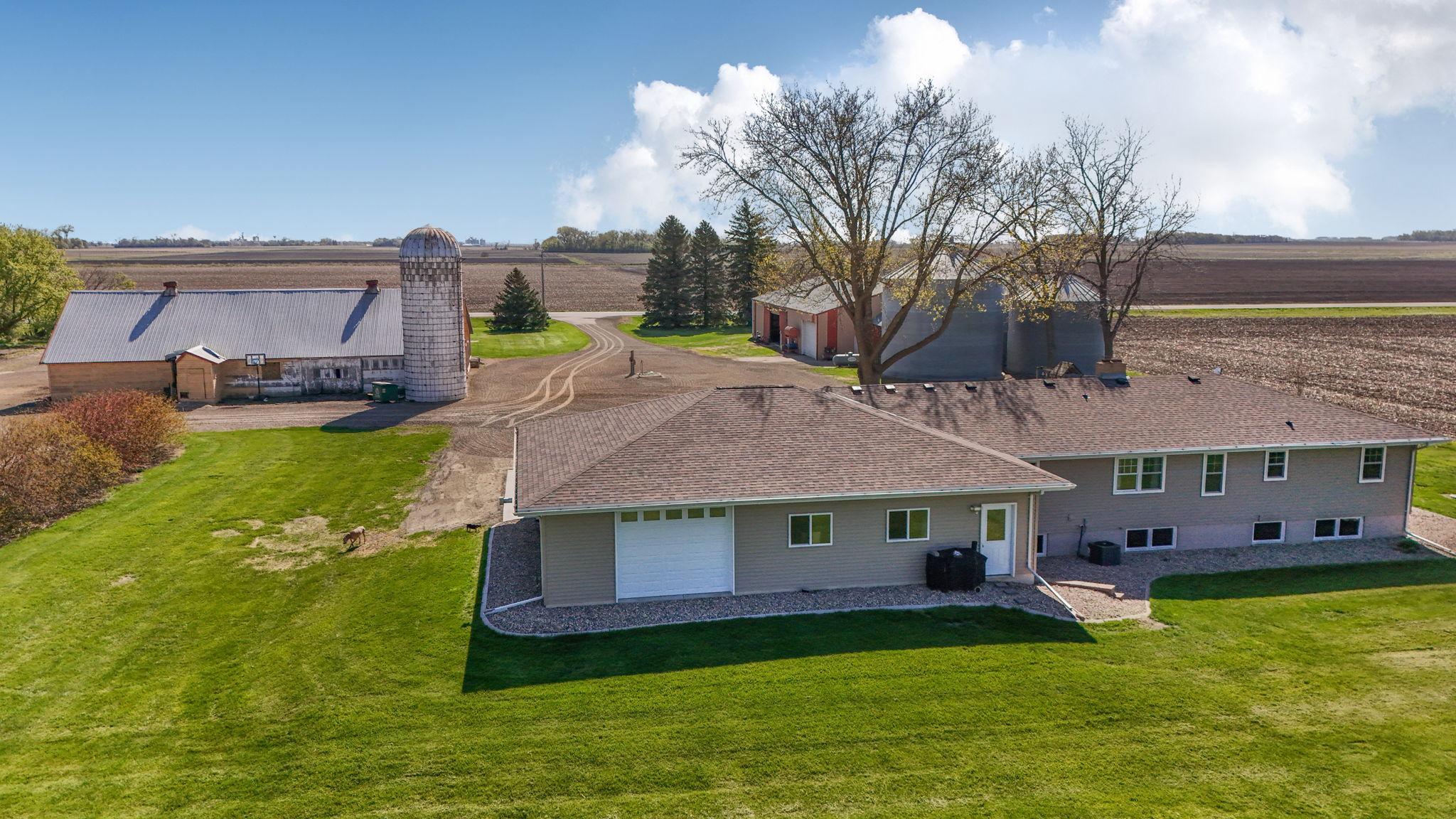 79275 County Road 16 Hector, MN 55342 - Photo 6 of 63